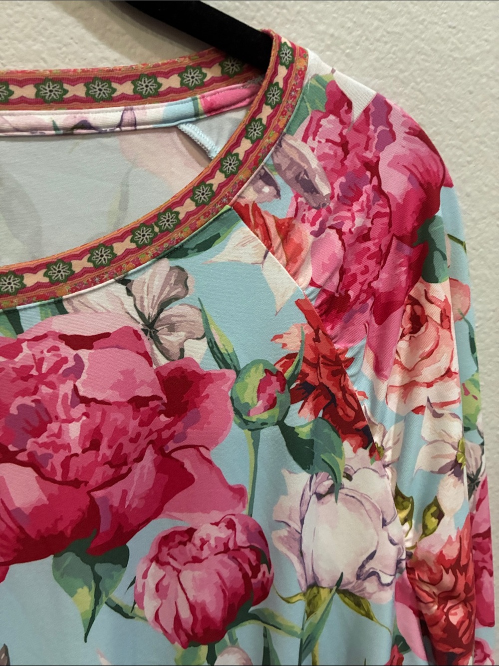 Johnny Was Active Floral Drawstring Hem Long-Sleeve Top - Mint Blue & Pink - Picture 5 of 8